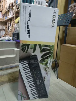 Yamaha PSR E283 Keyboard With Adapter