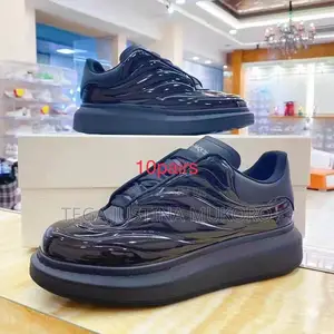 High Quality Alexander McQueen Sneakers