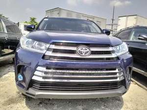 Toyota Highlander 2015 Blue