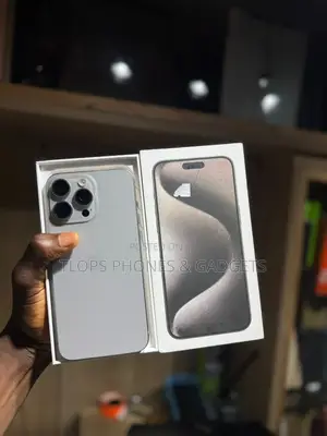 Apple iPhone 15 Pro Max 256 GB