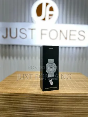 Samsung Galaxy Watch Ultra 47mm - Lte
- Titanium White