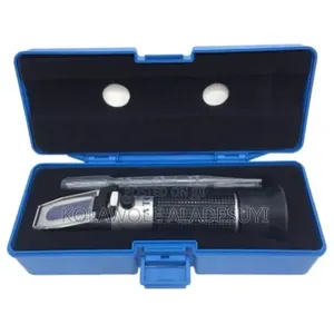 A S Refractometer