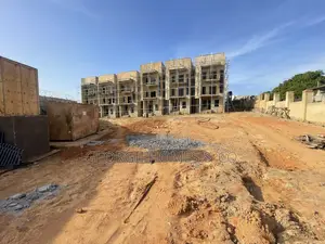 4bdrm Townhouse/Terrace in Life Camp for sale