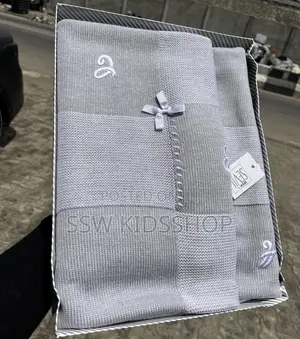 Sk Sevil Shawl