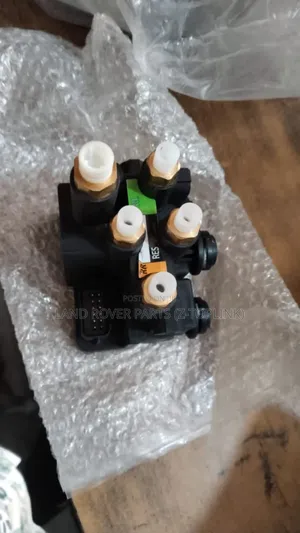 Air Suspension Valve Block Range Rover Sport / Corner Valve