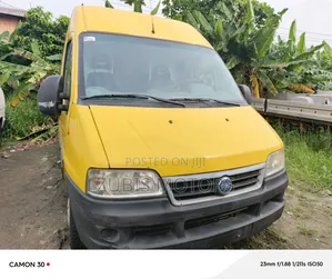 Fiat Ducato 2002 Yellow