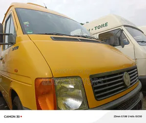 Volkswagen LT 2004 Yellow