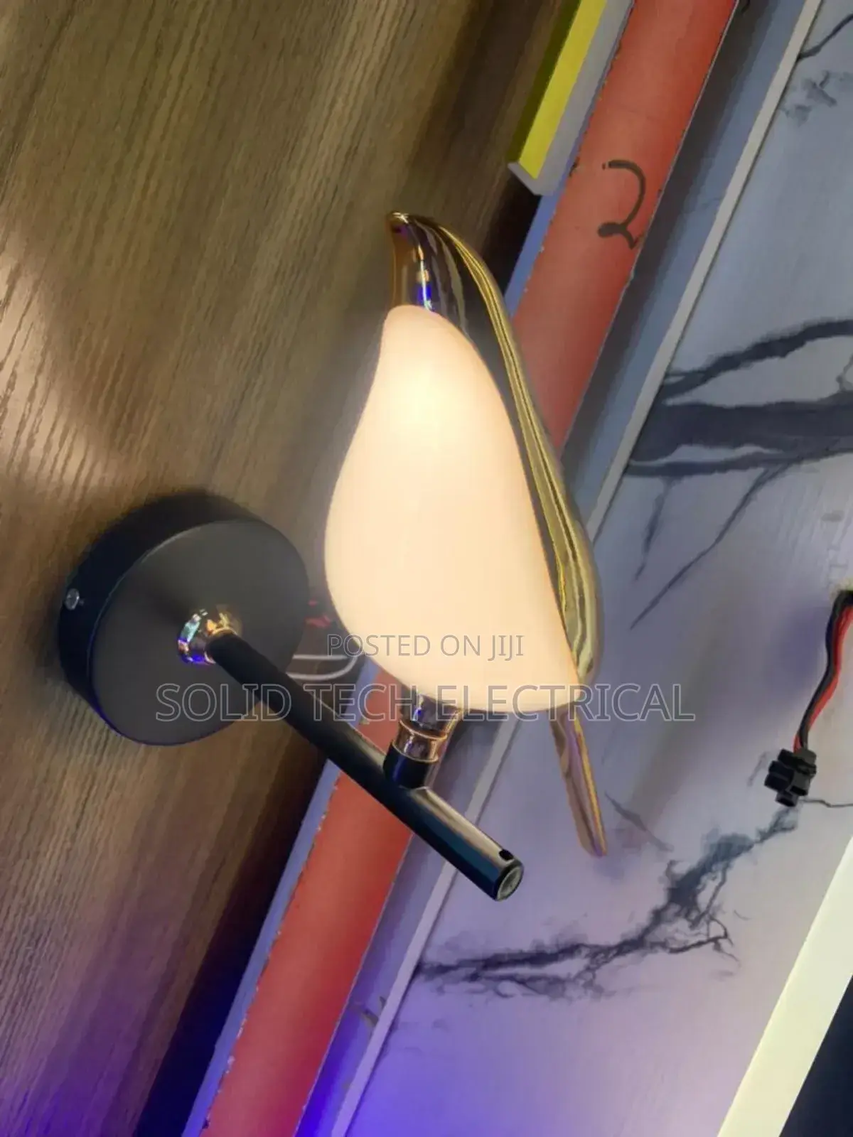 Bird Wallbracket