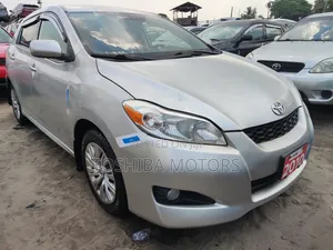Toyota Matrix 2010 Silver