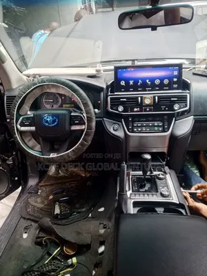 Land Cruiser Kit Android Screen Is Available