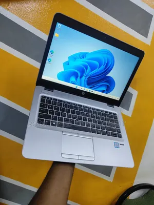 Laptop HP EliteBook 840 G3 12GB Intel Core I5 SSD 256GB