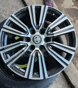 20 Inches Alloyed Wheel 6 Bolt/Lug