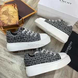 Givenchy Sneakers