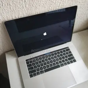 Laptop Apple MacBook Pro 2019 16GB Intel Core i7 SSD 512GB