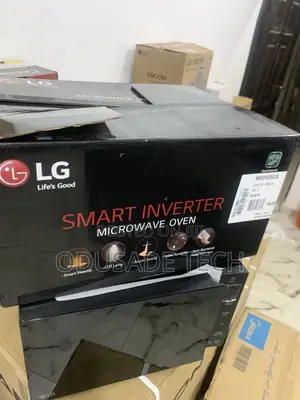 99.99% Bacterial Free LG 25L Smart Inverter Microwave Oven