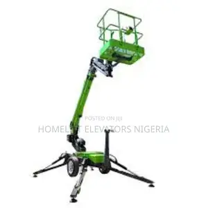 Towable Bucket Lift for Construction Warehouse