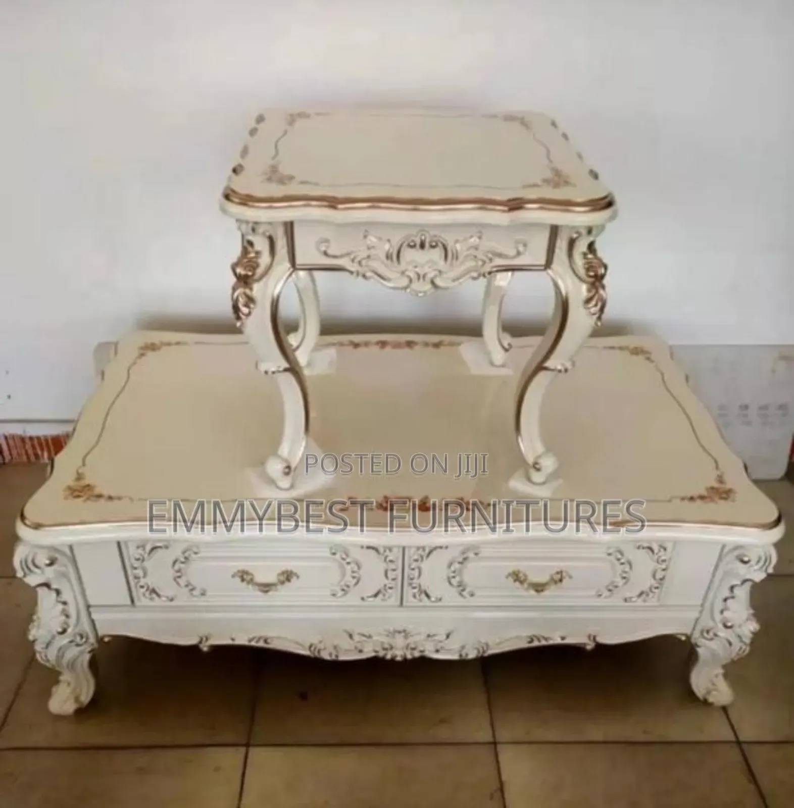 Luxury Royal Center Table With Two Stools.