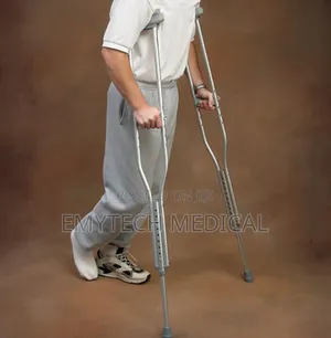 Adjustable Armpit Crutches