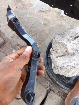 Bumper Clip Honda Pilot 2010