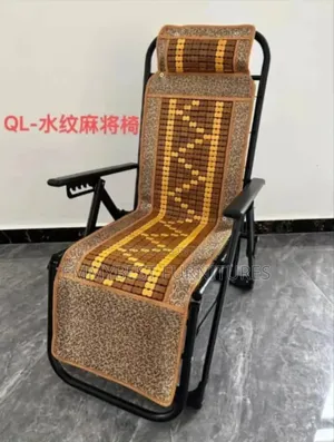 Classic Relaxing Chair, Morden Design.