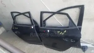 Hyundai Tucson 2011 Doors Available Here