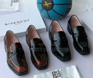 GIVENCHY Top Quality Shoe