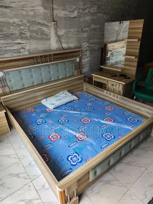 Luxury Wooden 6by6 Bed Stand.