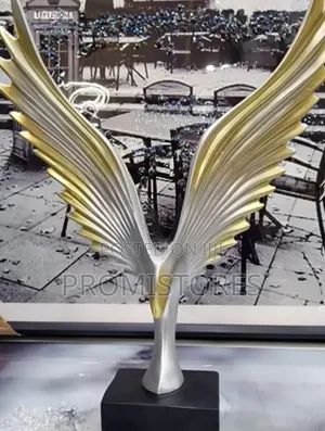 Modern Golden Eagle Wings Decorative Statue