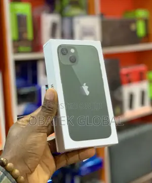 New Apple iPhone 13 128 GB Green