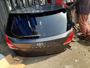 Complete Boot Toyota Venza 2010