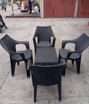 High Quality Executive Chair for Restaurants, Bars and Home