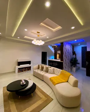Tarom Shortlet Luxury Apartments