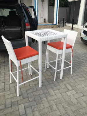Outdoor Ratan Table With 2 Chairs