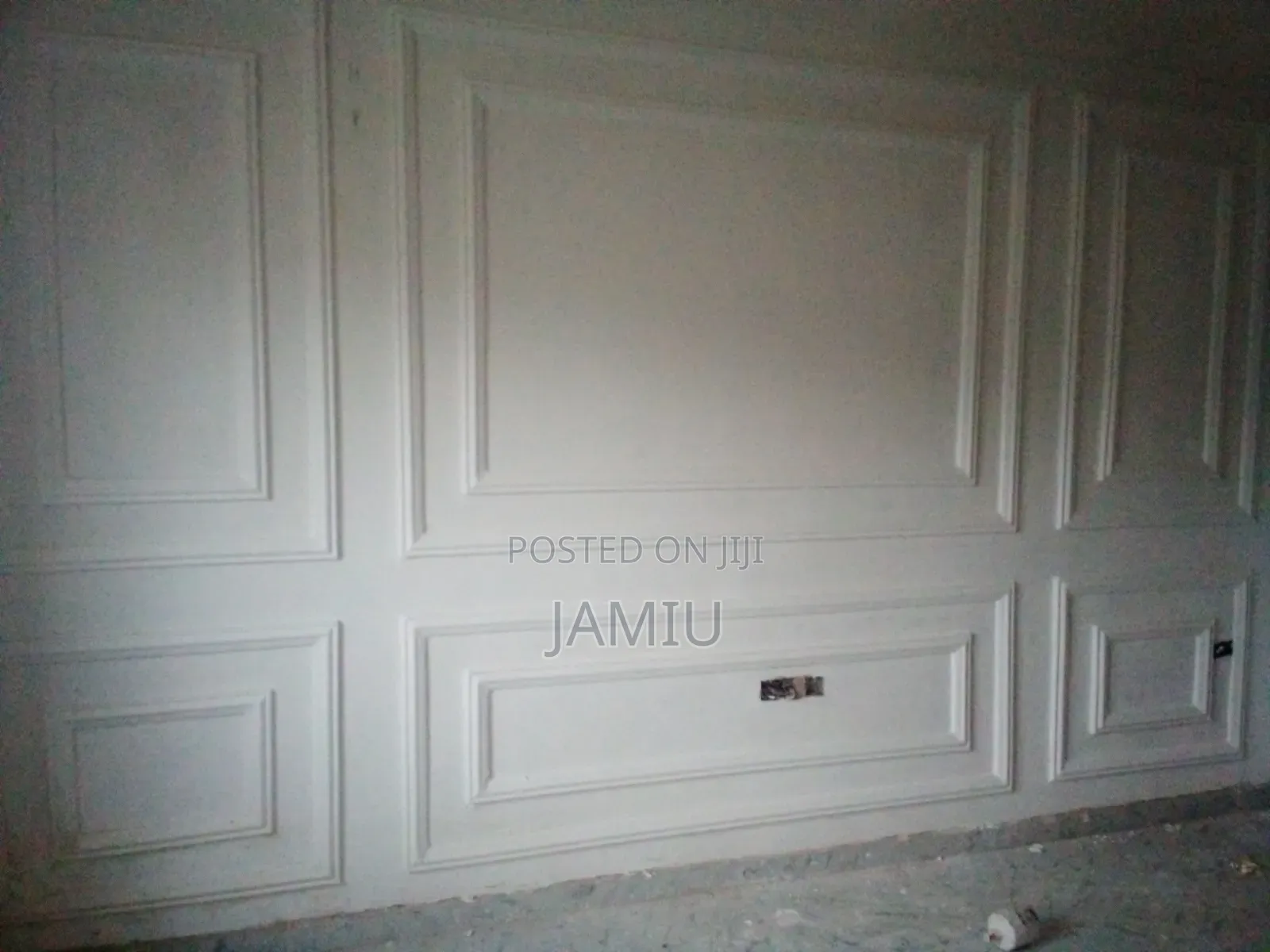 Pop Ceiling and Wall Screeding