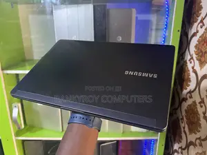 Laptop Samsung NP400B5B 8GB Intel Core I5 HDD 500GB