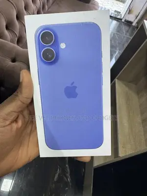 New Apple iPhone 16 128 GB Blue