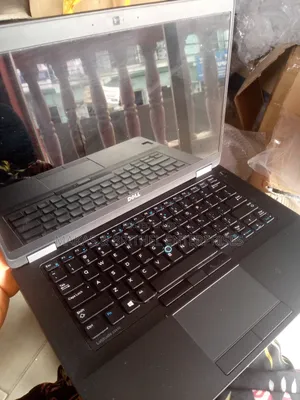 Laptop Dell Latitude 14 E5470 8GB Intel Core I5 SSD 256GB