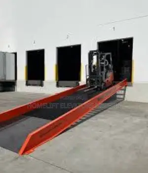 Loading Ramp Vehicle Hoist
