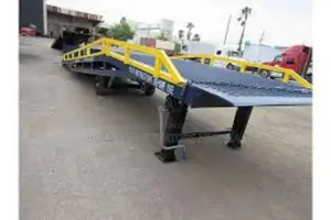 Mobile Ramp - Steel Loading Lift