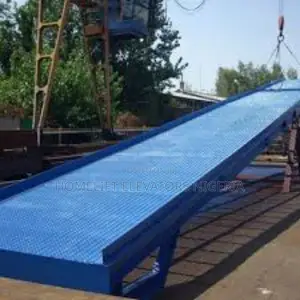 Mobile Ramp for Uploading and Off Loading Lift