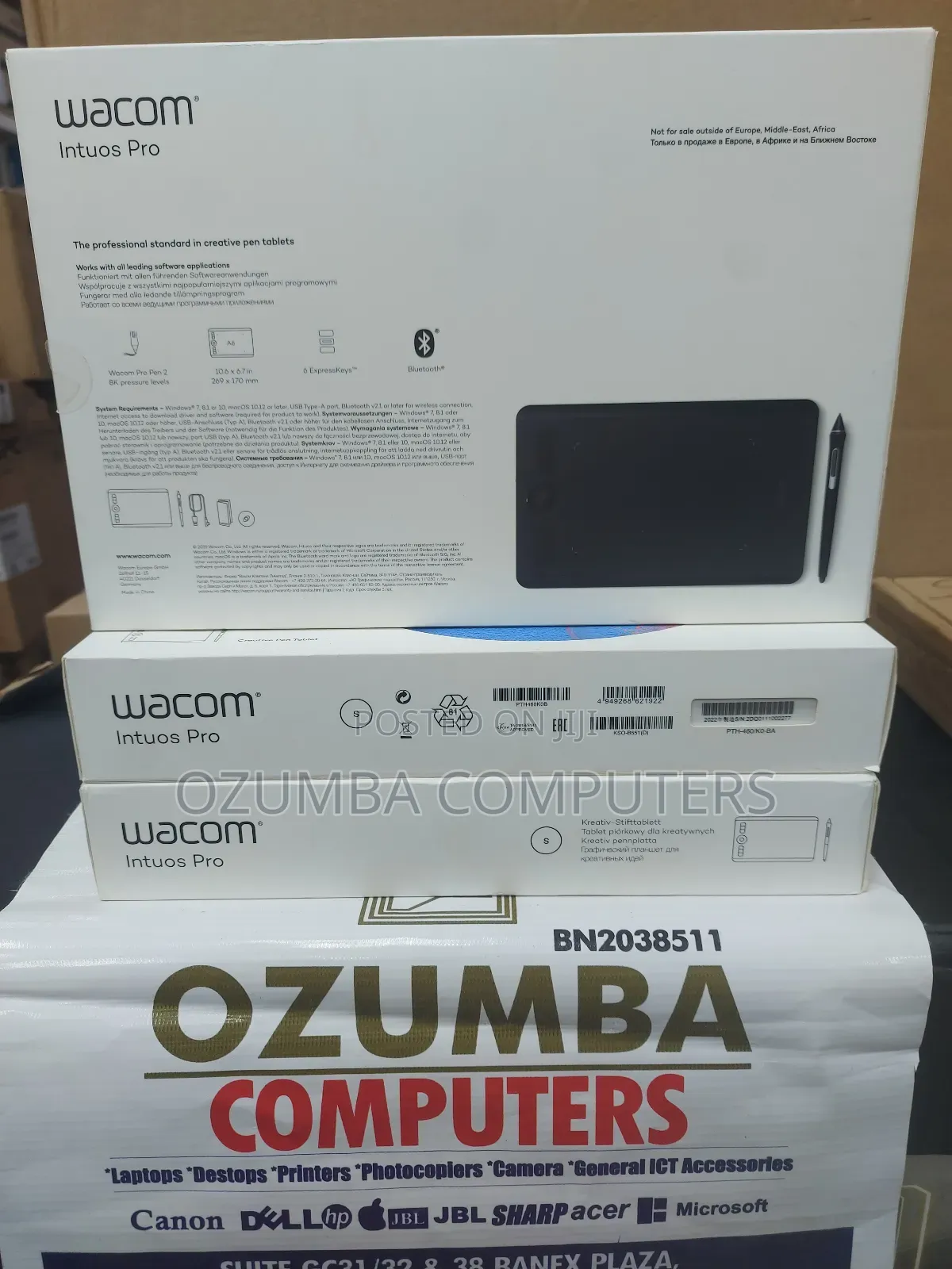 Wacom Intuos Pro (Small) Graphics Tablet
