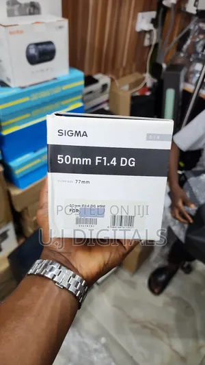 Sigma 50mm F1.4 DG HSM Lens for Canon