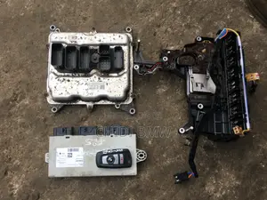 BMW 3 5 Series F10 F30 F25 X3 Engine Control Unit/Brain Box