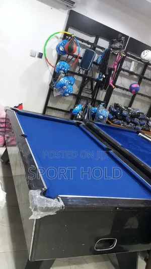 Black Gloss Coin Operated and Marble Top