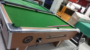 Foreign Marble and Coin Snooker
