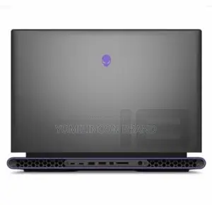 New Laptop Dell Allienware M18 R1 32GB Intel Core I9 SSD 2T
