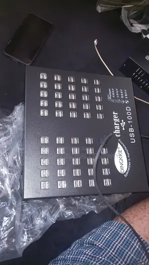 100usb Port for Charging Businesses/ Companies/ Offices