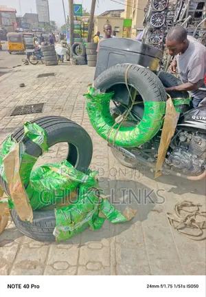 265/60r18 Tire