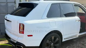 New Rolls-Royce Cullinan 2022 White