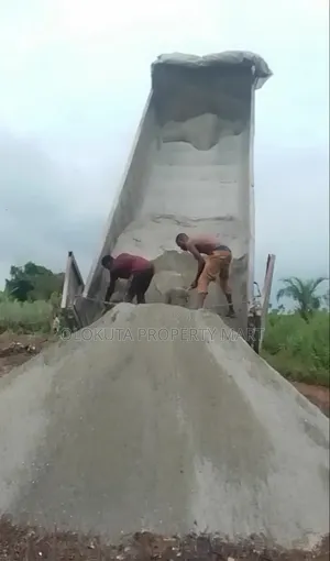 Plaster Sand ,Granite and Stone Dust